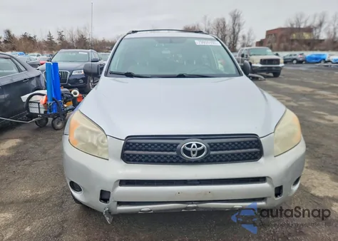 2008 Toyota Rav4 z USA, uszkodzony, nr VIN JTMBD33V385208393